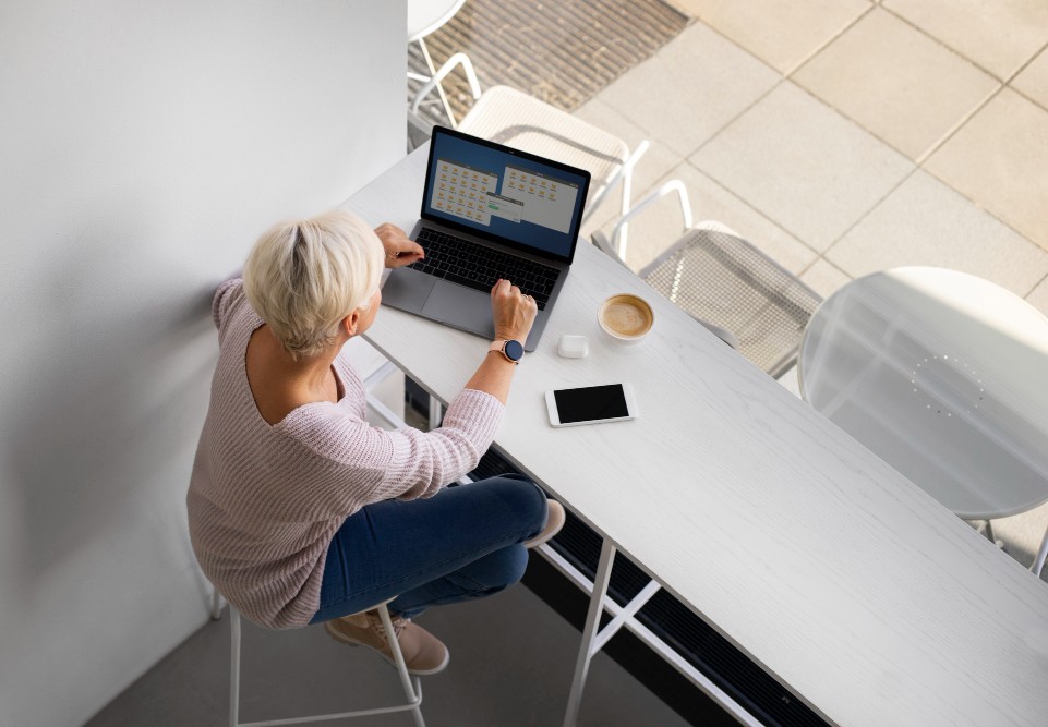 Building a High-Performance Remote Team| Delon Apps